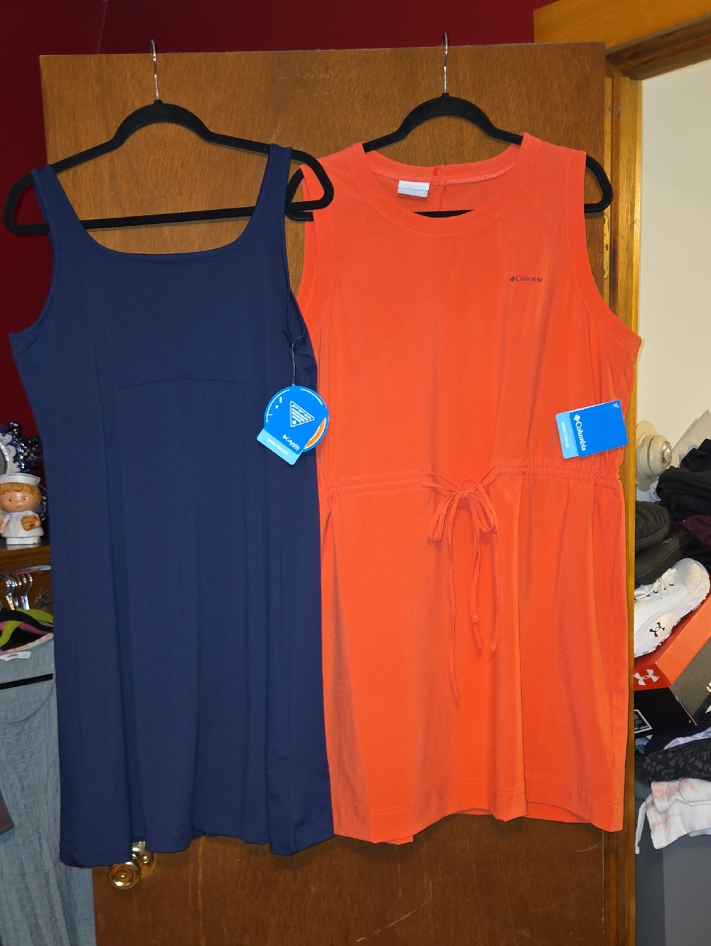 2 Columbia Tank Sportswear Dresses